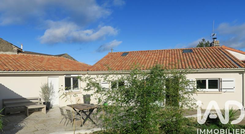 Maison - 90 m² - 4 pièces
