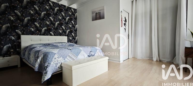 Maison - 245 m² - 8 pièces