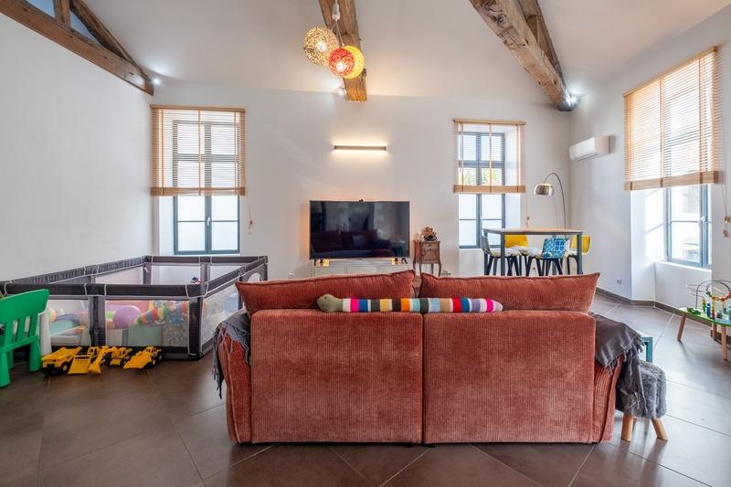 Maison en pierre - 207 m² - 7 pièces