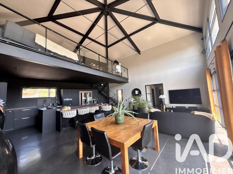 Maison de maîtres - 228 m² - 5 pièces