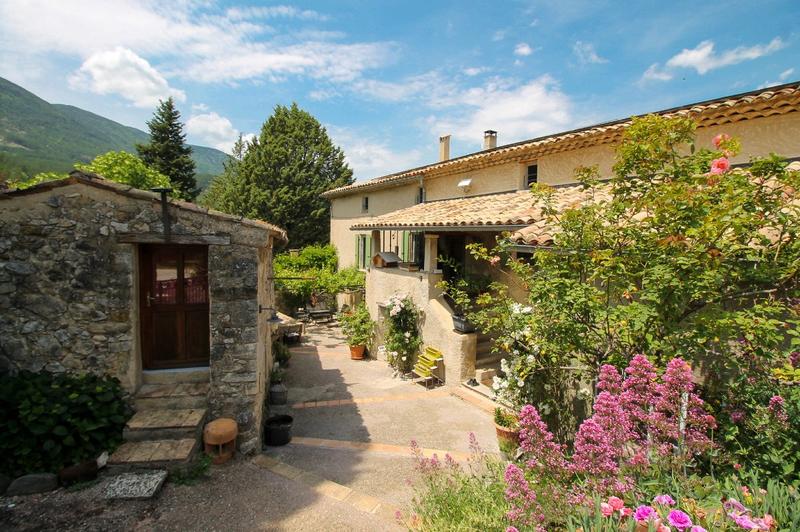 Mas - 364 m² - 13 pièces