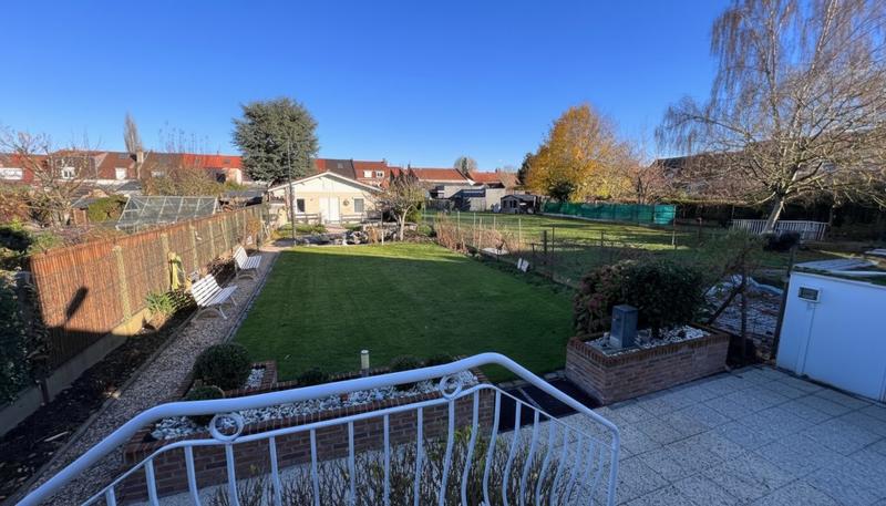 Maison - 200 m² - 7 pièces