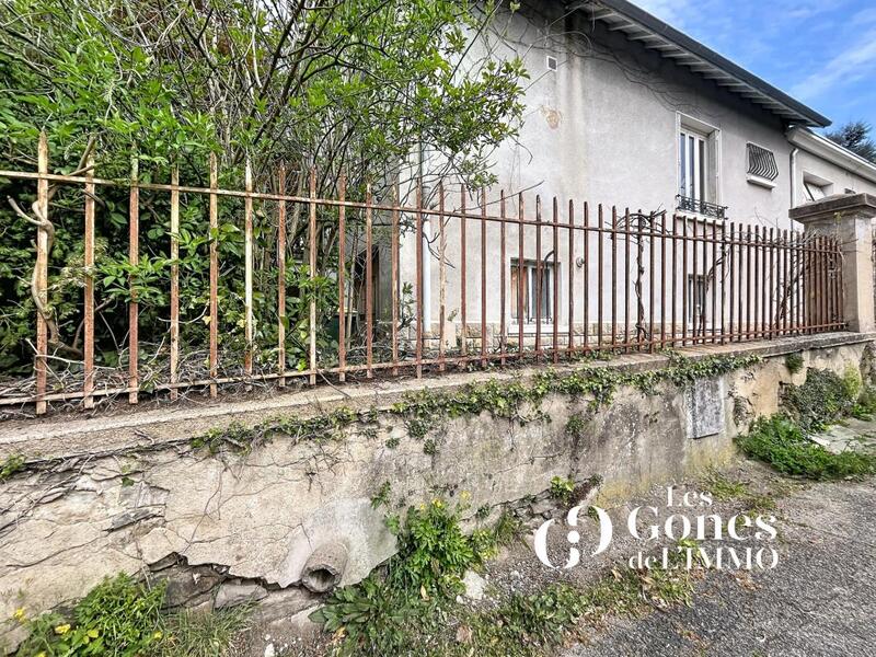 Maison - 229 m² - 6 pièces