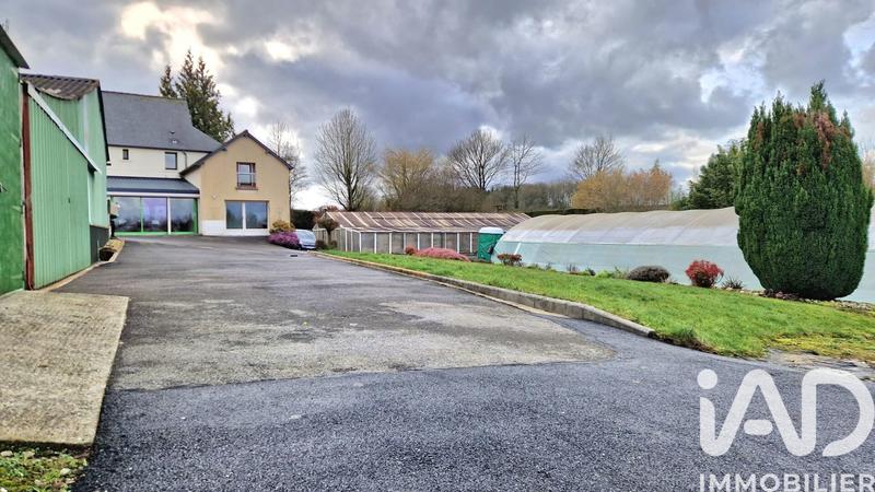 Maison - 198 m² - 6 pièces