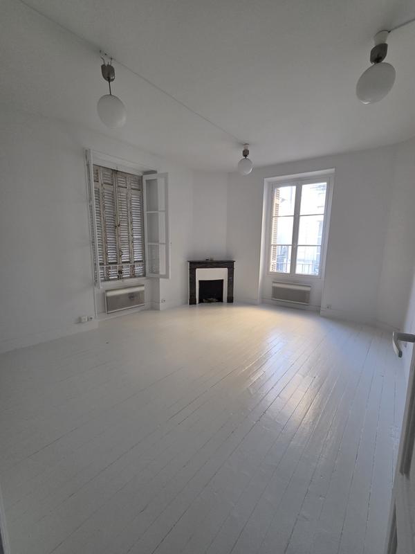 Bureau - 89 m² - 5 pièces