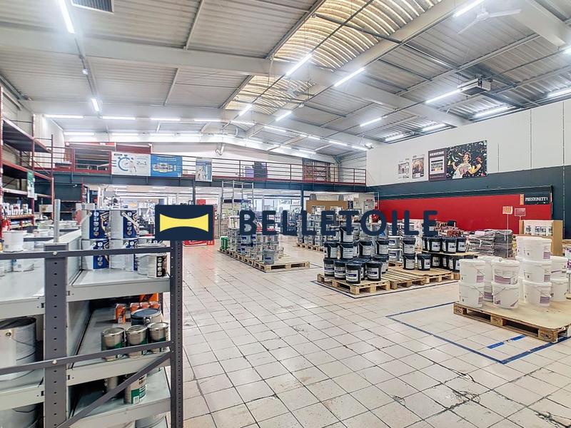 Local commercial - 2 657 m²