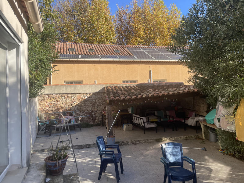 Immeuble - 198 m² - 6 pièces