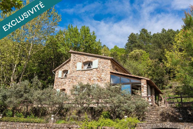 Maison - 204 m² - 8 pièces