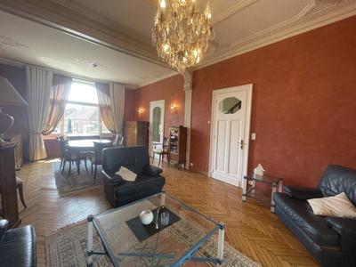 Maison de maîtres - 337 m² - 12 pièces