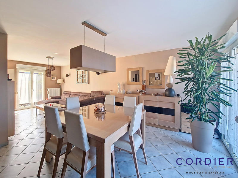 Maison - 114 m² - 5 pièces