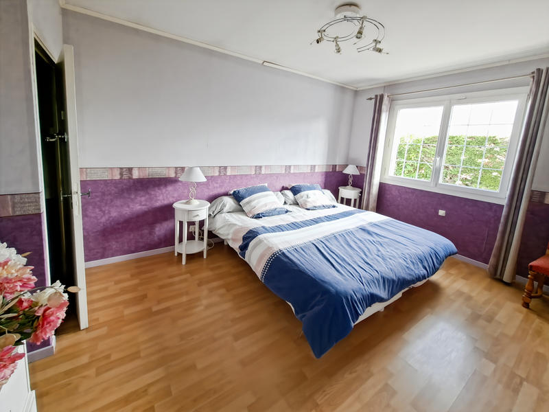 Villa - 180 m² - 6 pièces