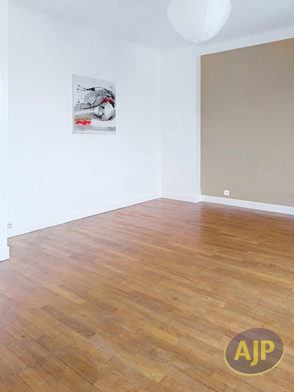 Appartement - 75 m² - 3 pièces