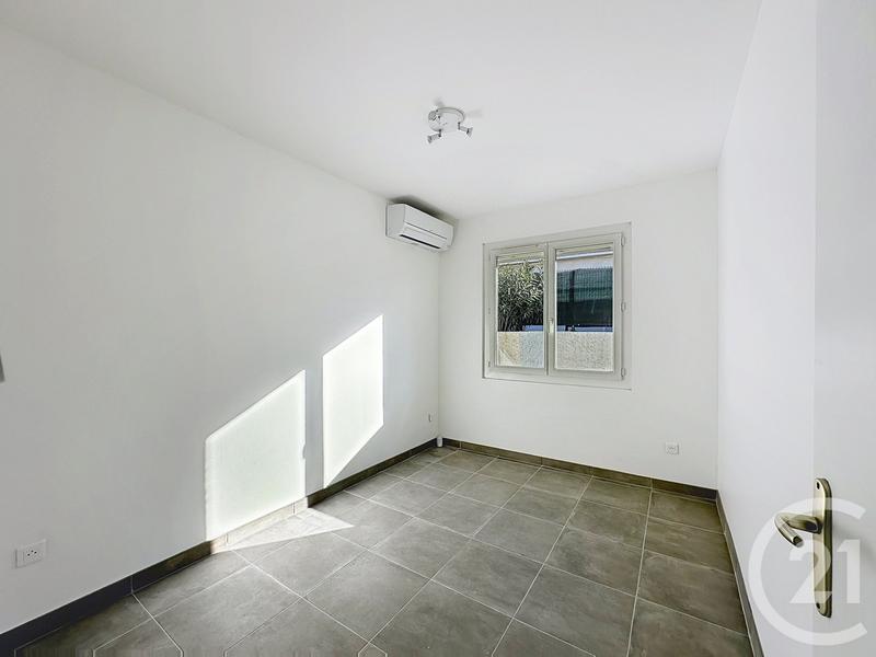 Maison - 87 m² - 5 pièces