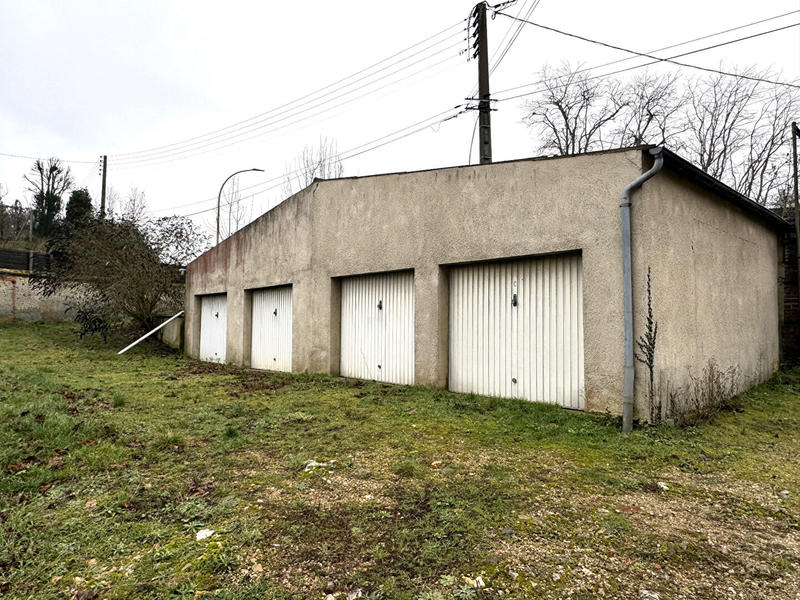 Immeuble - 15 pièces