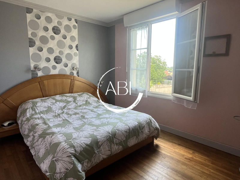 Maison - 125 m² - 6 pièces