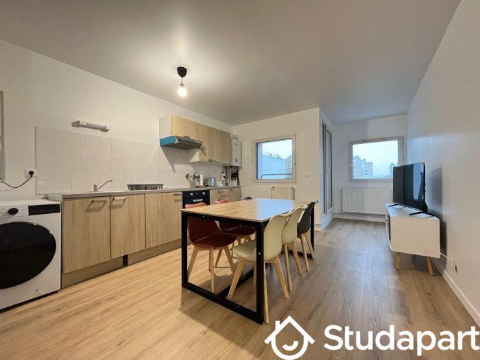 Chambre - 11 m² - 1 pièce