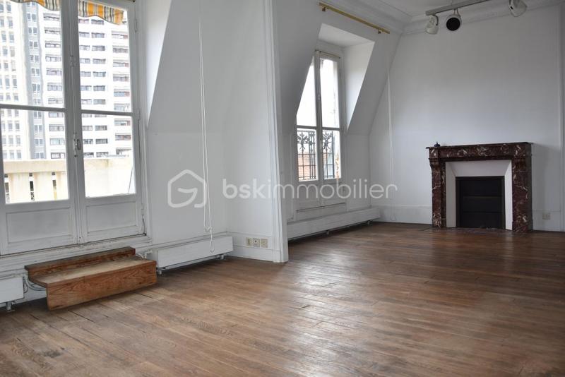 Appartement - 77 m² - 5 pièces
