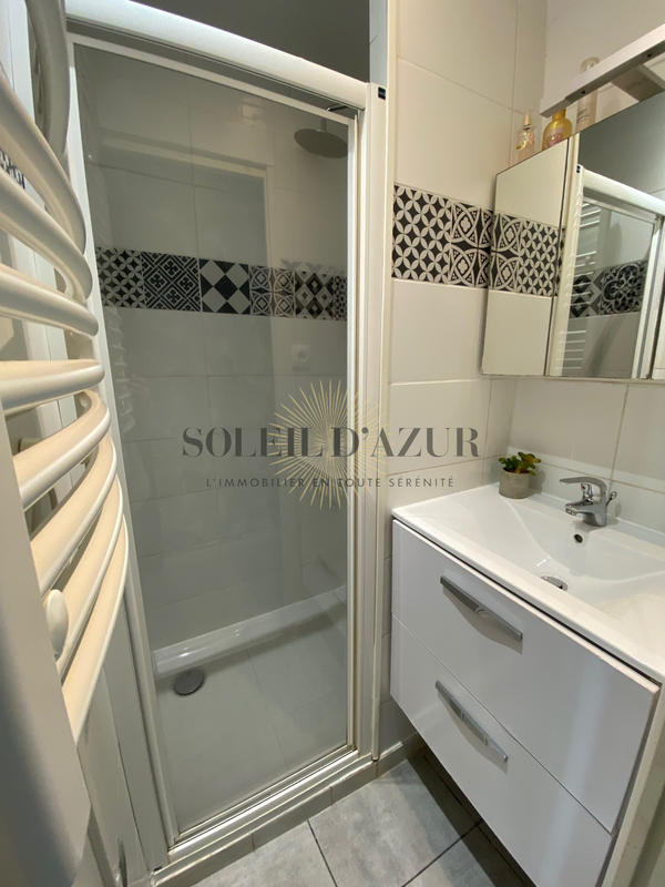 Appartement - 43 m² - 3 pièces