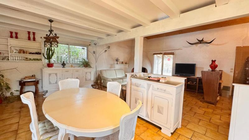 Maison - 104 m² - 4 pièces
