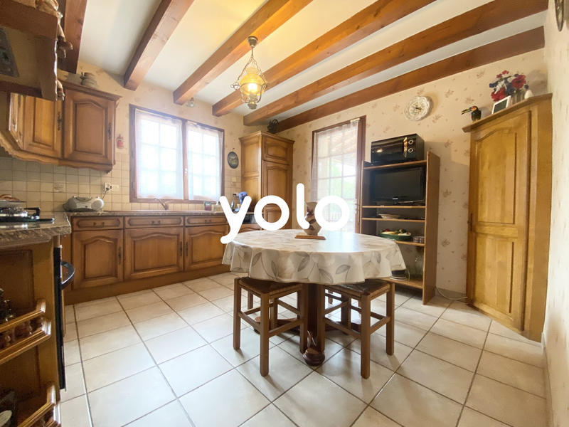 Maison traditionnelle - 200 m² - 8 pièces