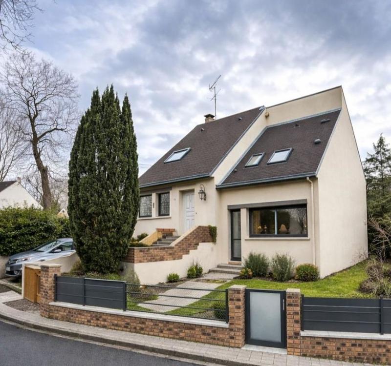 Maison - 166 m² - 6 pièces