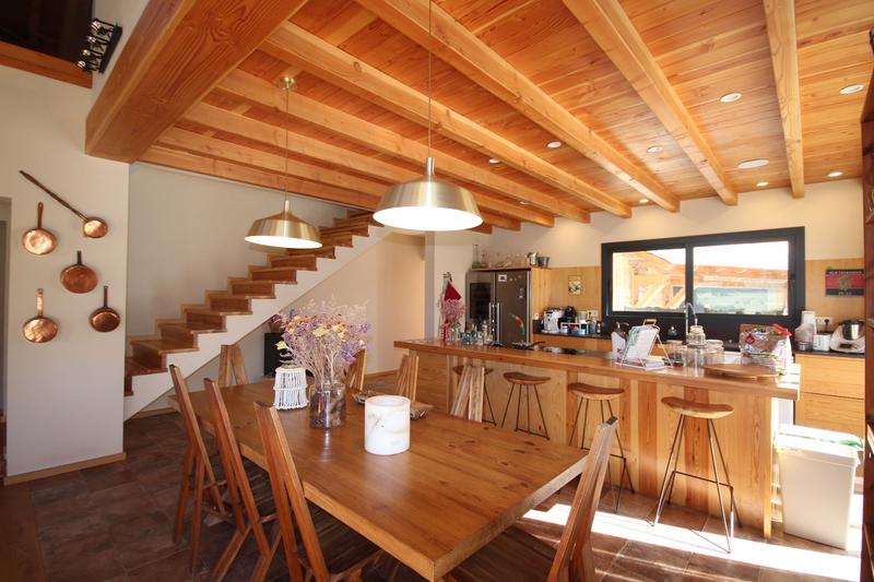 Maison - 400 m² - 7 pièces