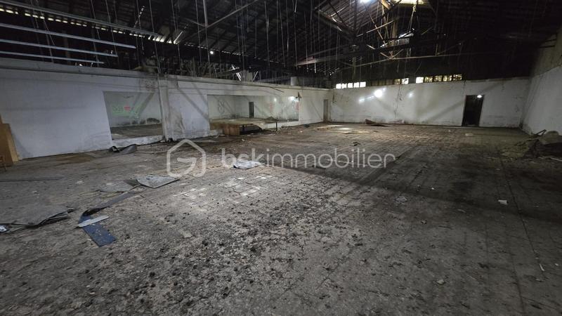 Immeuble - 1 395 m² - 10 pièces