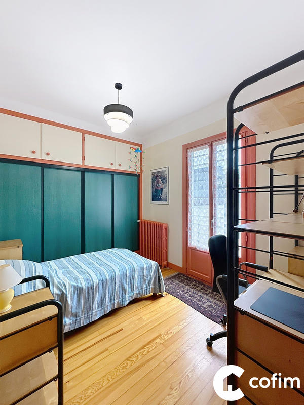 Maison - 175 m² - 10 pièces