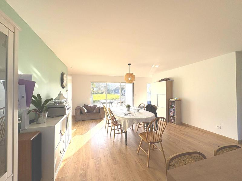 Maison - 143 m² - 6 pièces