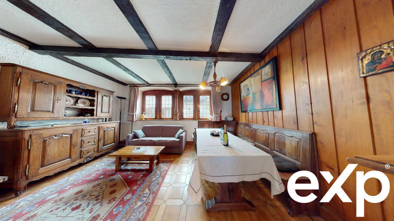 Maison - 650 m² - 20 pièces