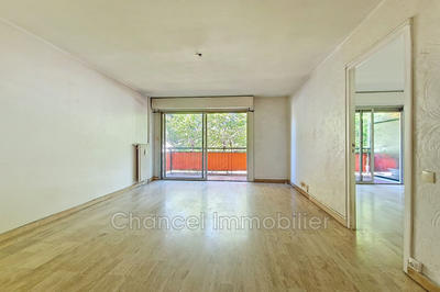 Appartement - 76 m² - 4 pièces