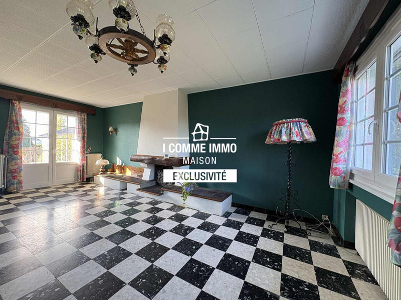 Maison - 94 m² - 6 pièces