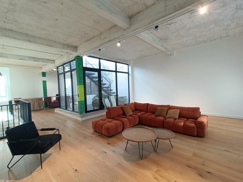 Chambre - 266 m² - 6 pièces