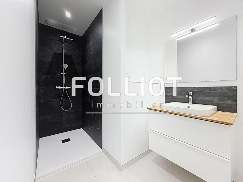 Maison - 99 m² - 4 pièces