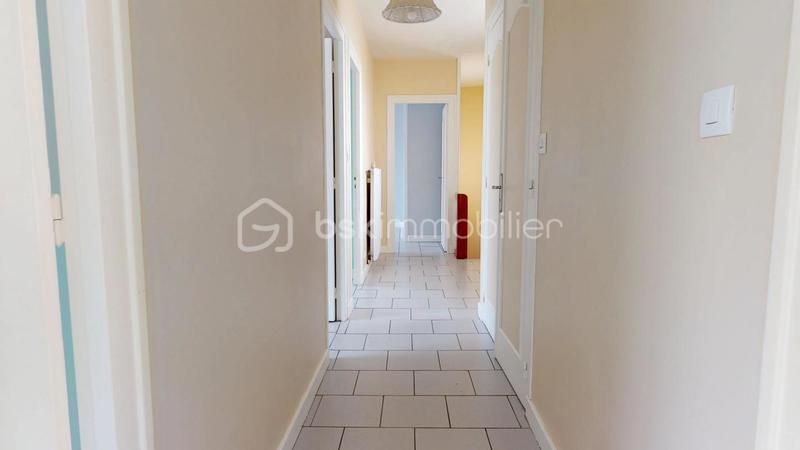 Maison - 122 m² - 6 pièces