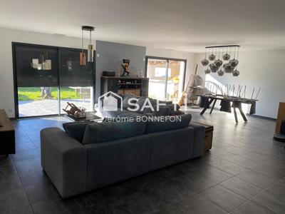 Maison - 131 m² - 4 pièces