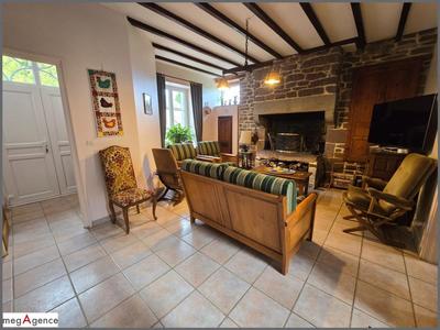 Maison - 130 m² - 7 pièces