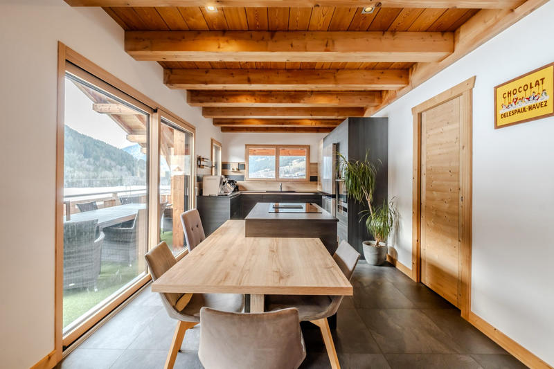 Châlet - 265 m² - 10 pièces