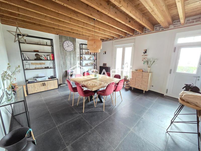 Maison - 152 m² - 5 pièces