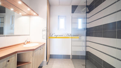 Maison - 97 m² - 4 pièces