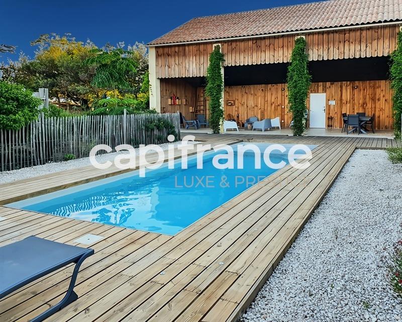 Propriété - 322 m² - 11 pièces