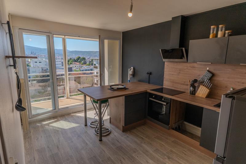 Appartement - 75 m² - 3 pièces