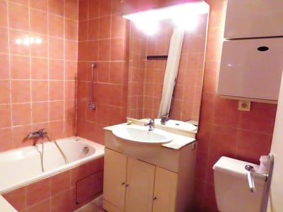 Studio - 30 m² - 1 pièce