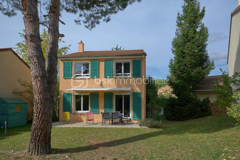 Maison - 114 m² - 4 pièces