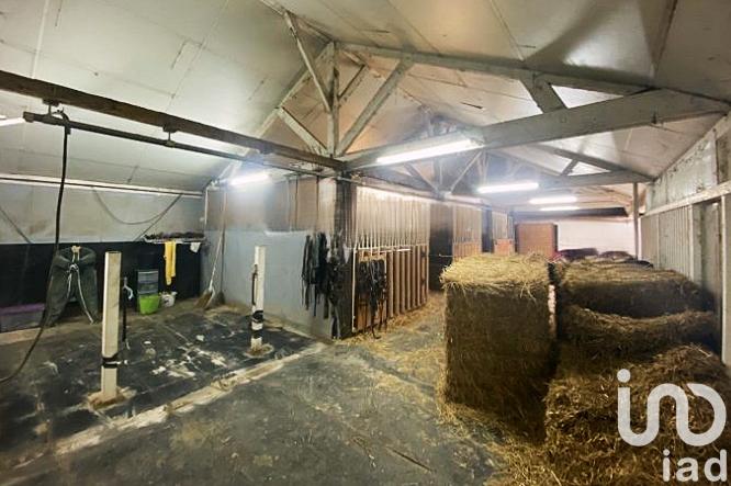 Maison - 200 m² - 6 pièces