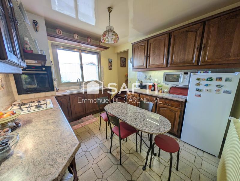 Appartement - 160 m² - 5 pièces