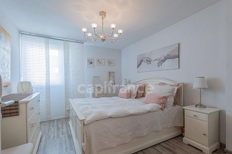 Appartement - 87 m² - 4 pièces