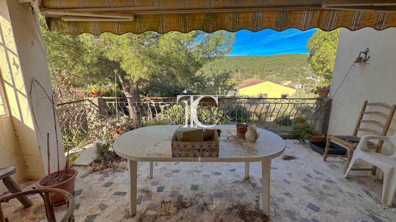 Maison - 96 m² - 4 pièces