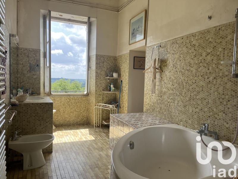 Maison - 530 m² - 15 pièces