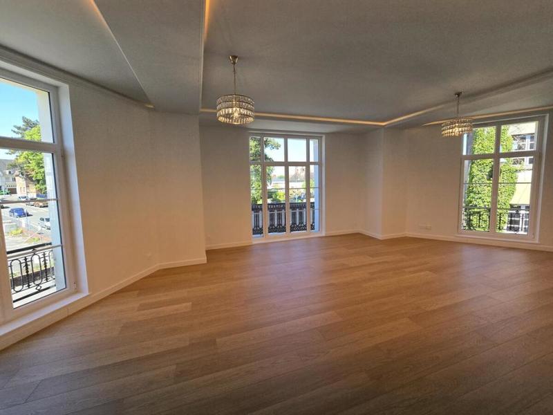 Appartement - 106 m² - 4 pièces